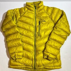 LL Bean Men's Ultralight 850 Down Jacket Gold Puffer Pertex Small 507058 READ